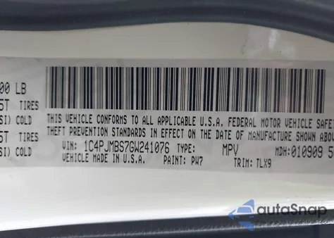 2016 Jeep Cherokee Trailhawk from USA, damaged, VIN 1C4PJMBS7GW241076